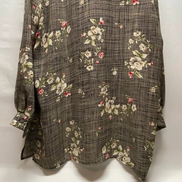 Jaclyn Smith Women's 18W Floral Semi Sheer Blouse Tunic Button Up Elegant NWT - Picture 5 of 13